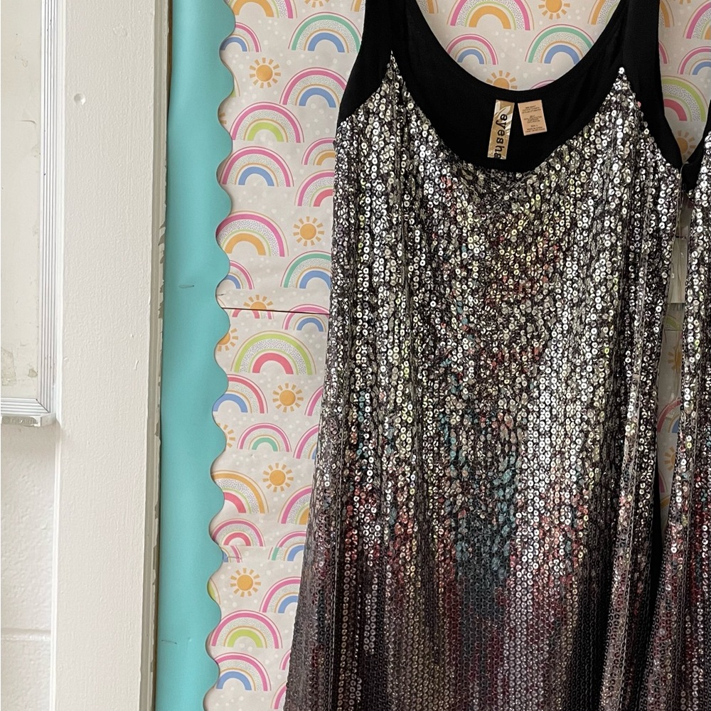 Eyeshadow flashy dress new